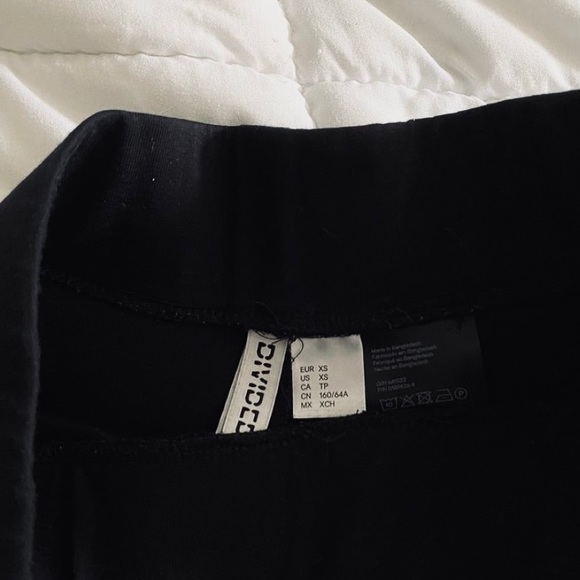 Skirt - Picture 3 of 3